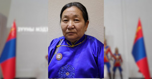 Б.Орлом: Үндсэн хуулиа баримталж чиг баримжаатай ажиллах хэрэгтэй